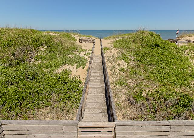 paramount destinations memory lane beach access