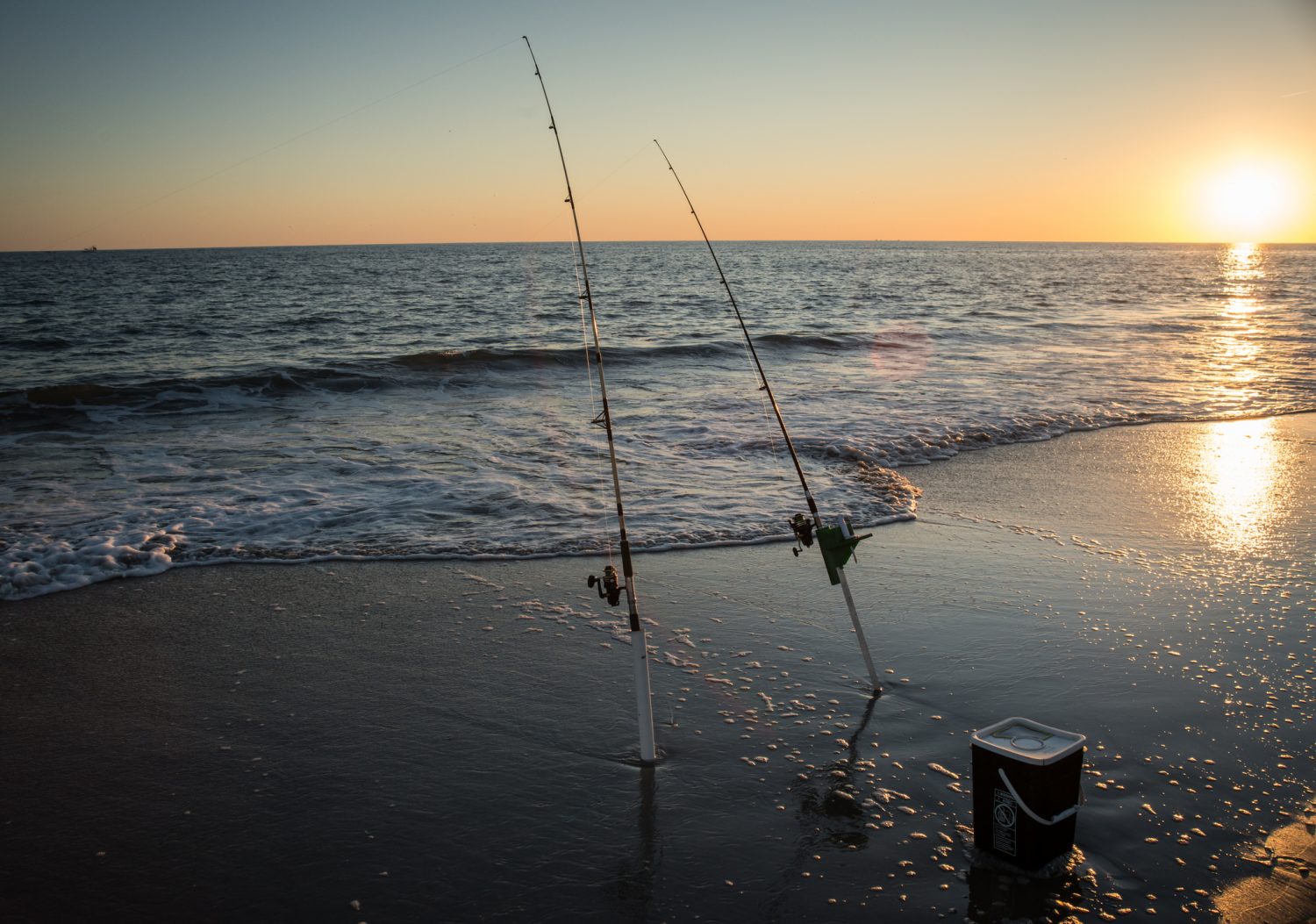 Here's What You Need to Know About Outer Banks Fishing - Paramount  Destinations